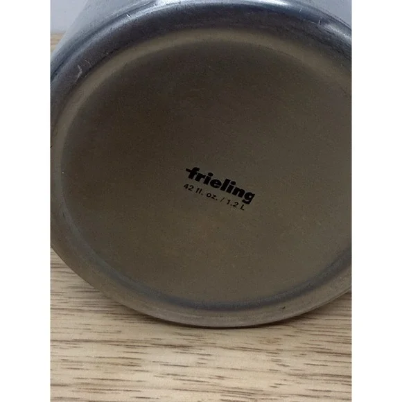 Frieling Double-Walled Stainless Steel Pitcher Polished 42 oz/ 1.2 L #26‎ - Picture 6 of 6